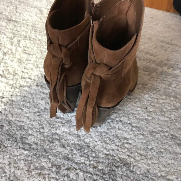 Vince Camuto Linford Booties - Picture 3 of 3
